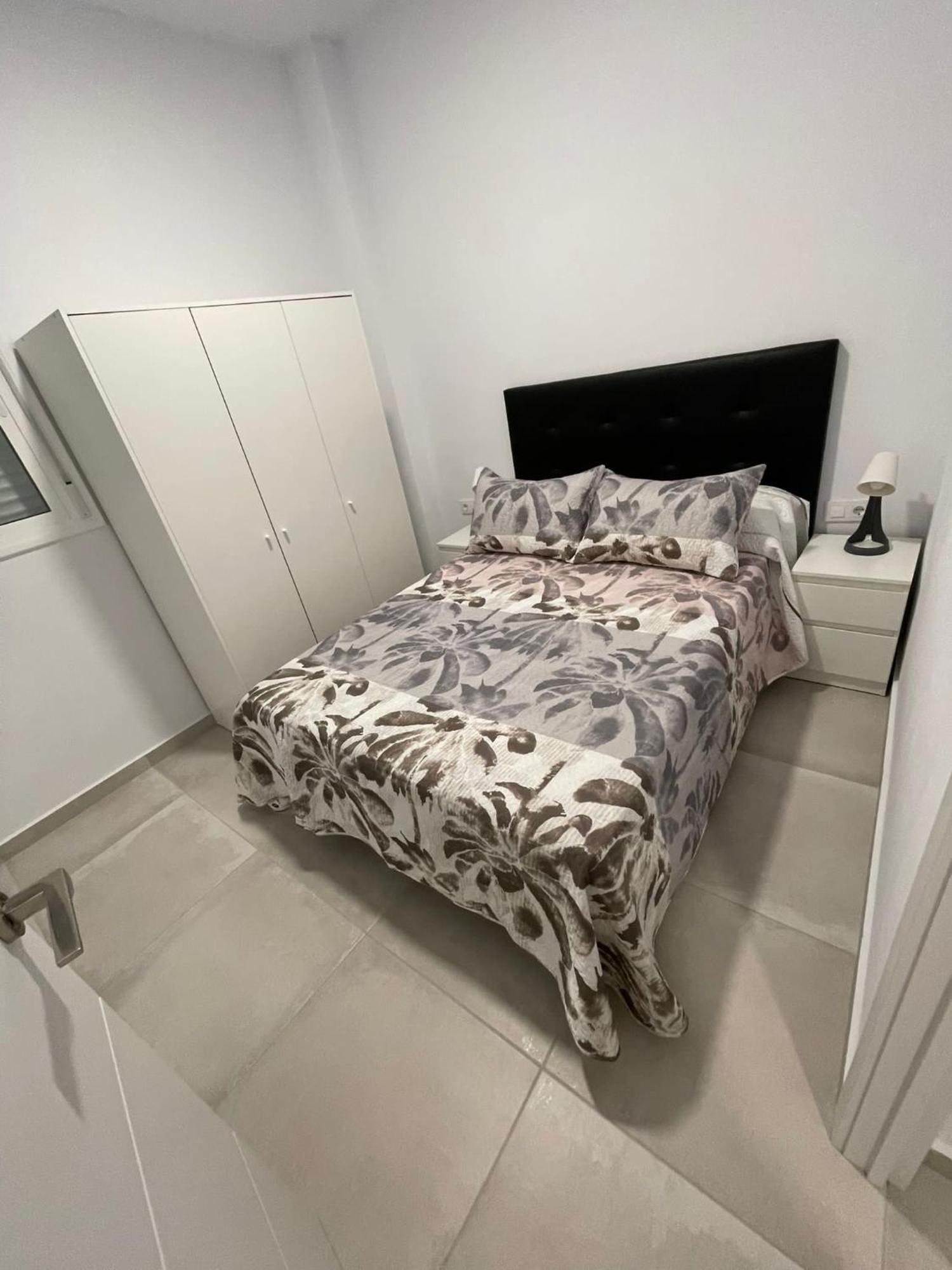 Apartments Jota Barcellona Esterno foto